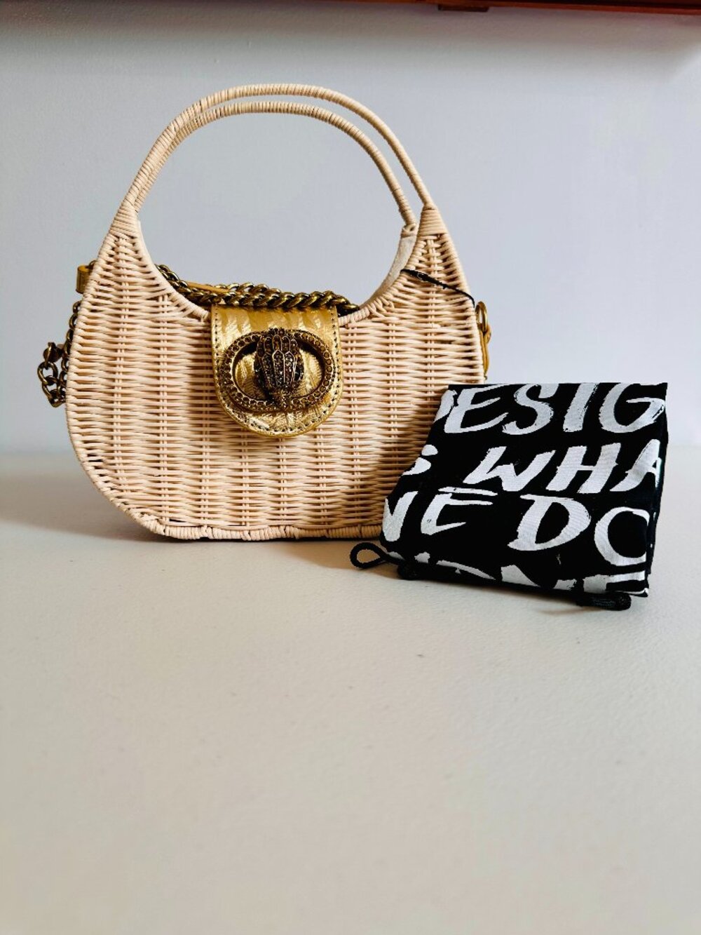 KURT GEIGER LONDON 2-WAY CHELSEA RATTAN WICKER BASKET HOBO CROSSBODY BAG $276